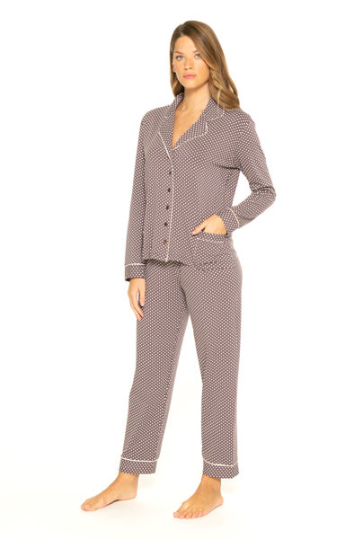 Picture of Women's long-sleeved pajamas with buttons