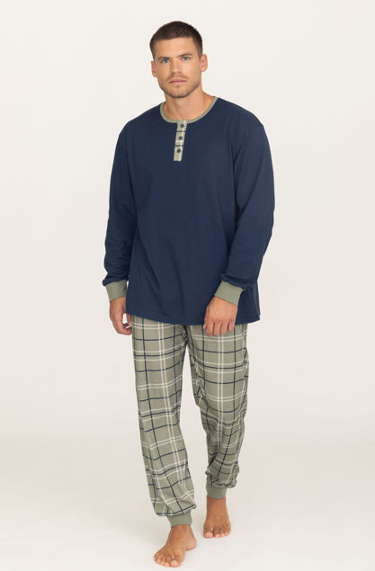 Picture of  Men's long-sleeved pajamas with buttons 