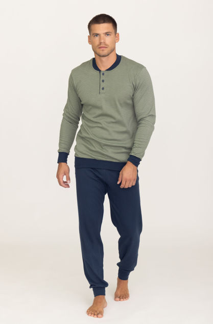 Picture of Men's long-sleeved pajamas with buttons 