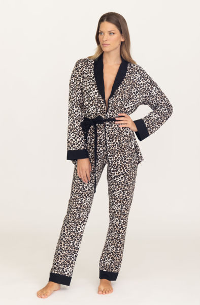 Picture of Women's pajama with leopard pattern