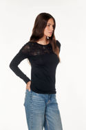 Picture of Ženska majica dugih rukava s čipkom